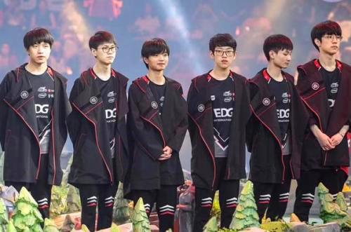 的努力和毅 的努力和毅